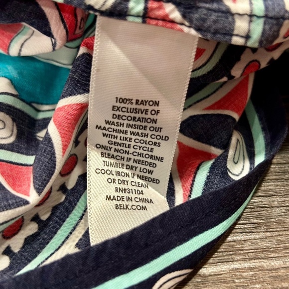 Crown & Ivy floral paisley tunic, size medium - Picture 5 of 7